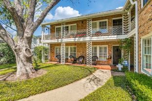 4558 Roland Ave #B - Photo 1 of 1