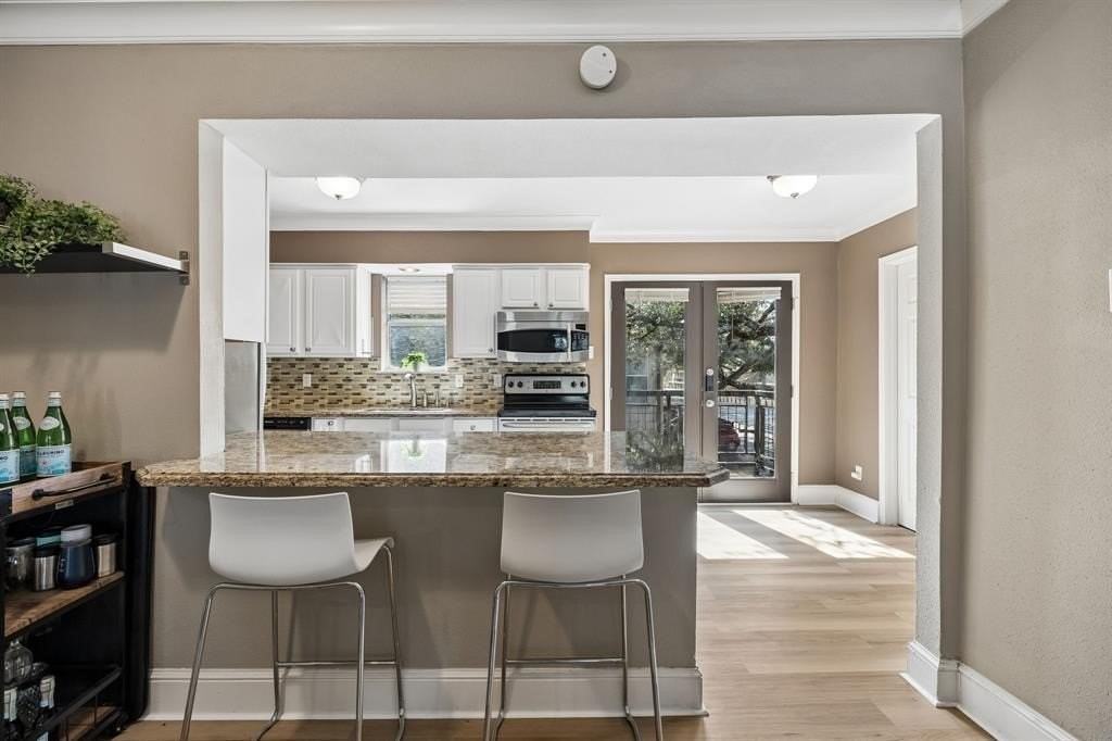 7730 Meadow Rd #205 - Photo 5 of 24