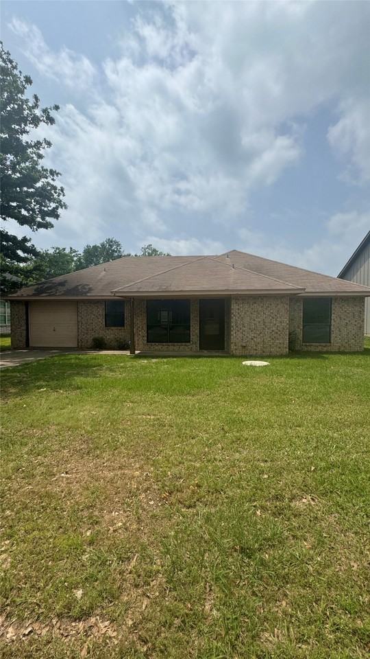 211 Anchor Ln