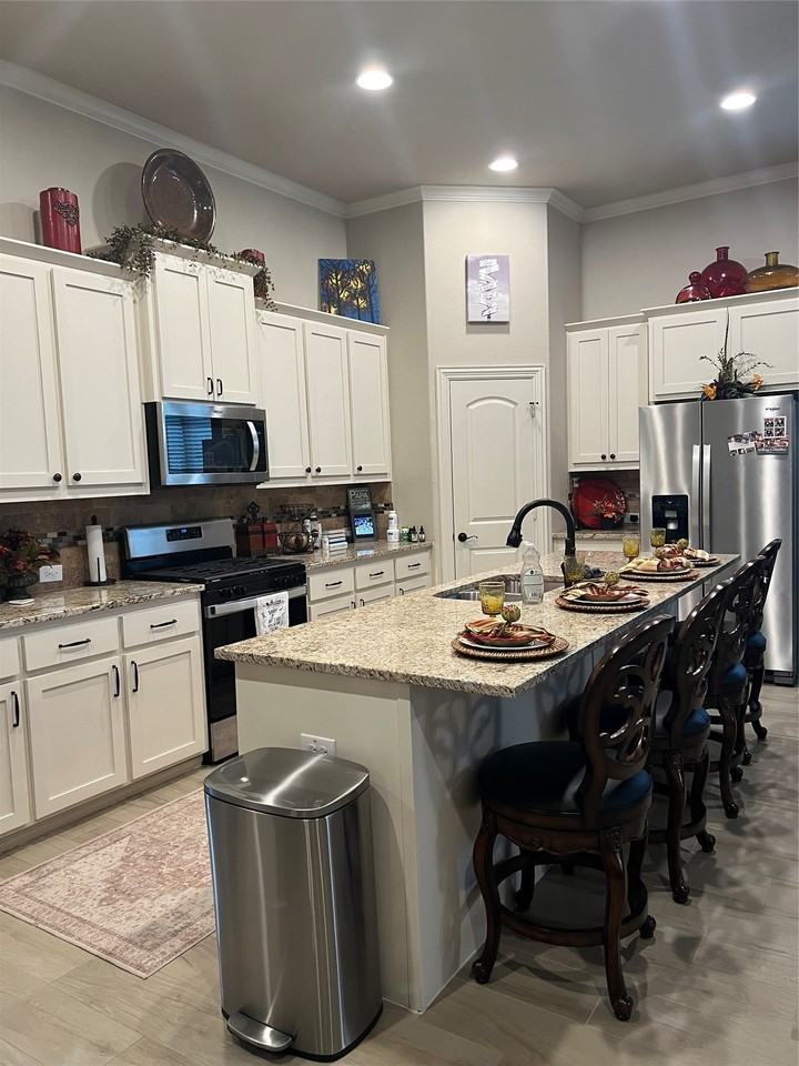 207 Michael Dr - Photo 3 of 26