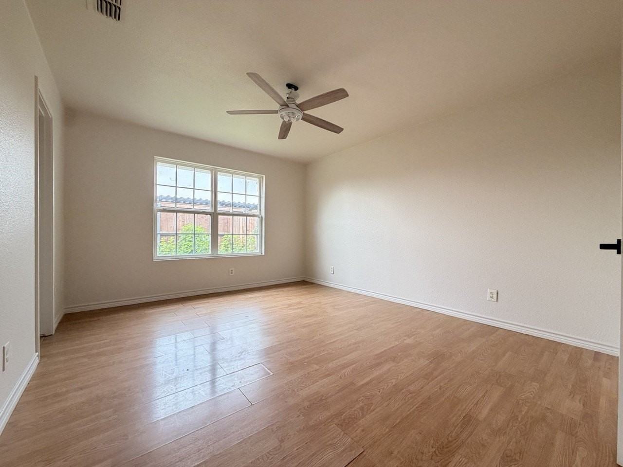 14003 Brookgreen Dr - Photo 7 of 16