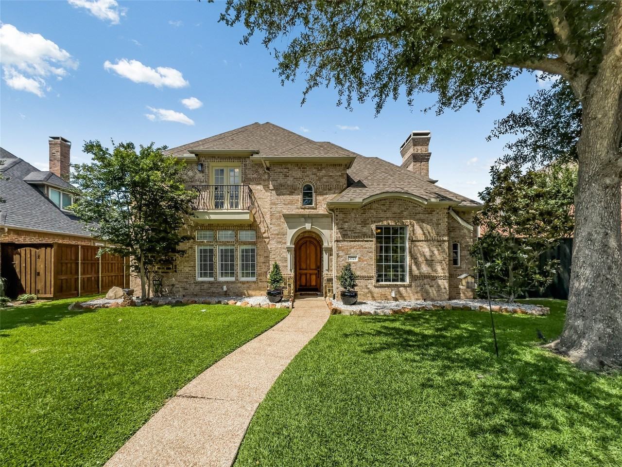 5725 Meadowhaven Dr
