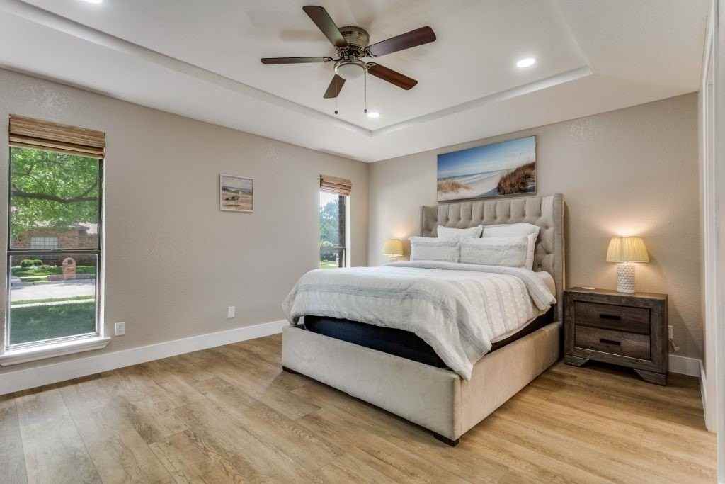 926 Hillside Ln - Photo 5 of 11