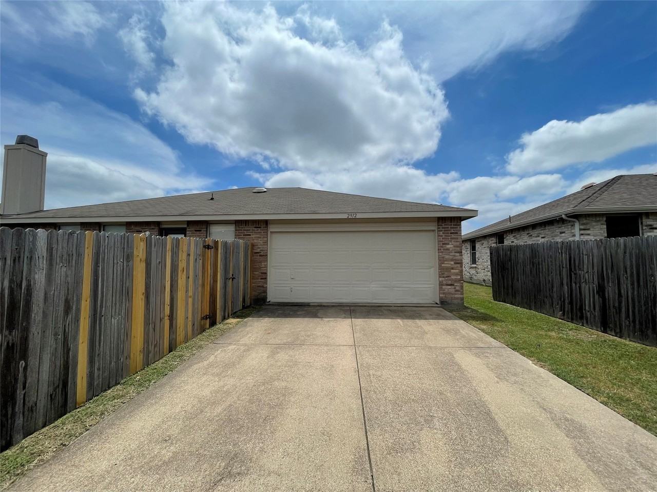 2912 Crimson Clover Dr - Photo 4 of 18