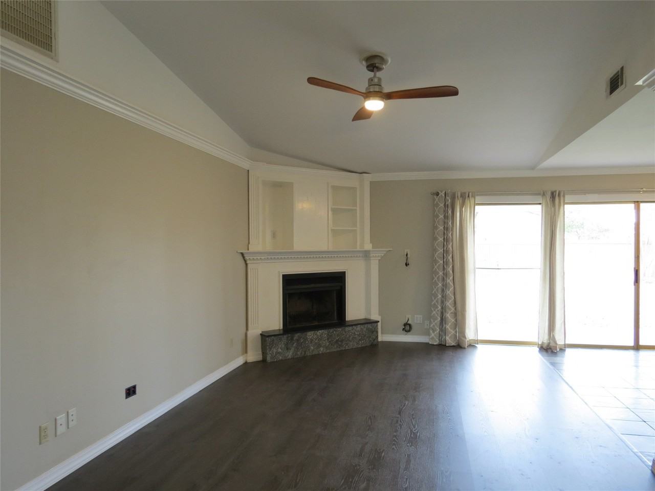 1234 Briarcove Dr - Photo 6 of 23