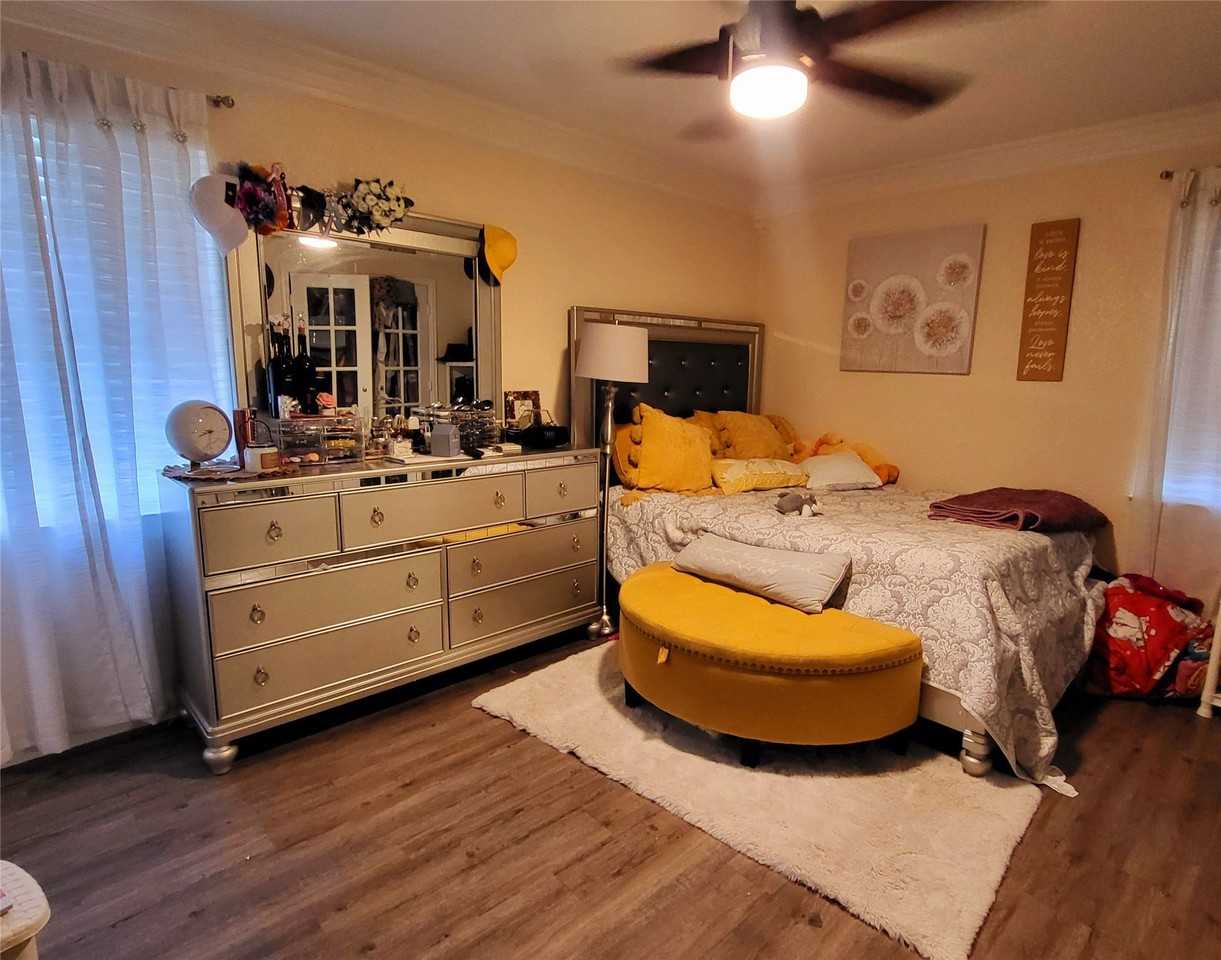 8609 Jennie Lee Ln - Photo 6 of 12