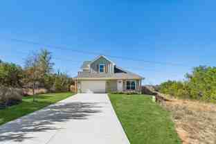 2500 Houston Dr - Photo 1 of 1