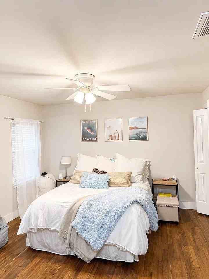 2804 W Biddison St - Photo 5 of 12