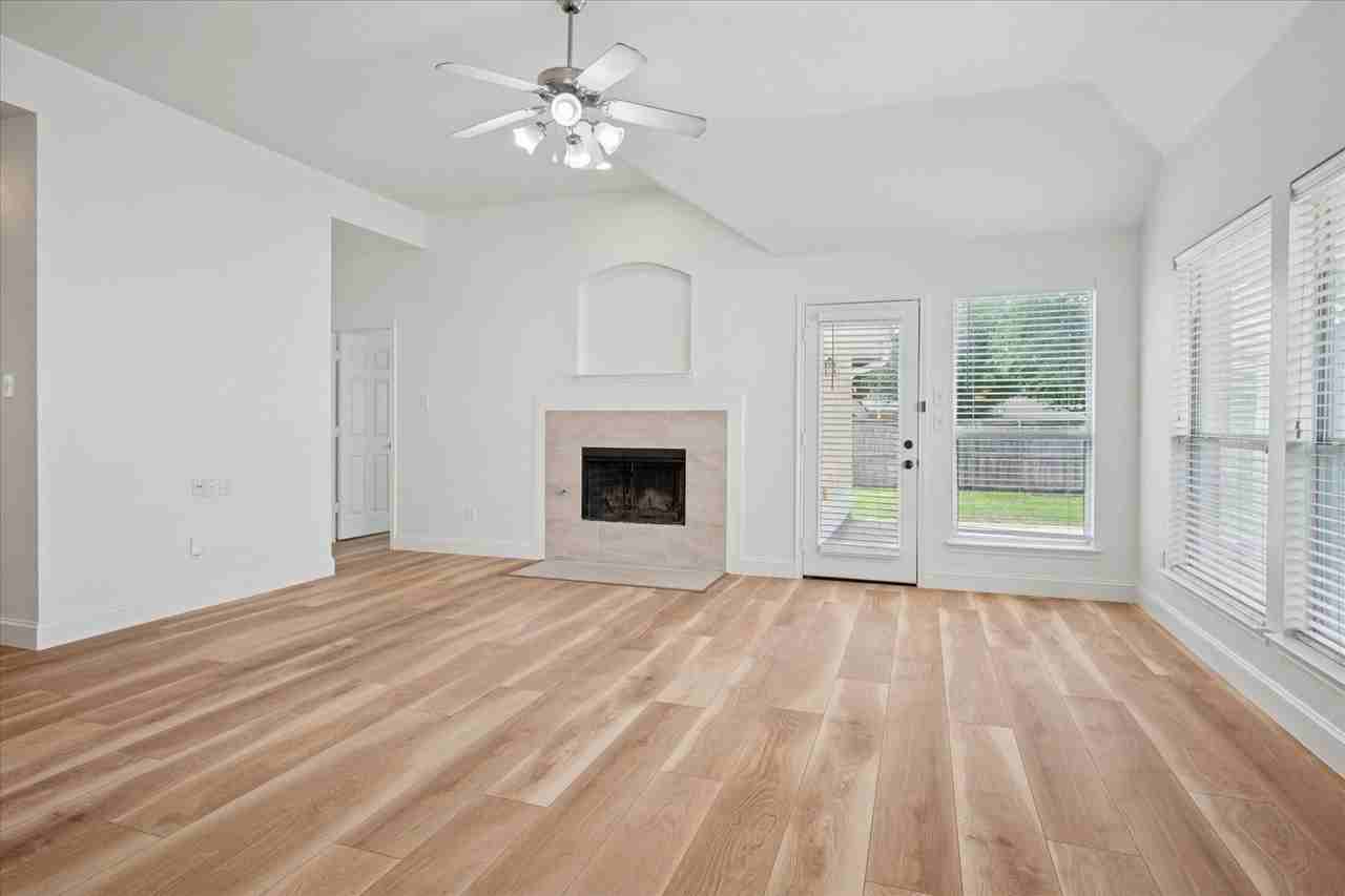 9929 Wild Ginger Dr - Photo 5 of 25