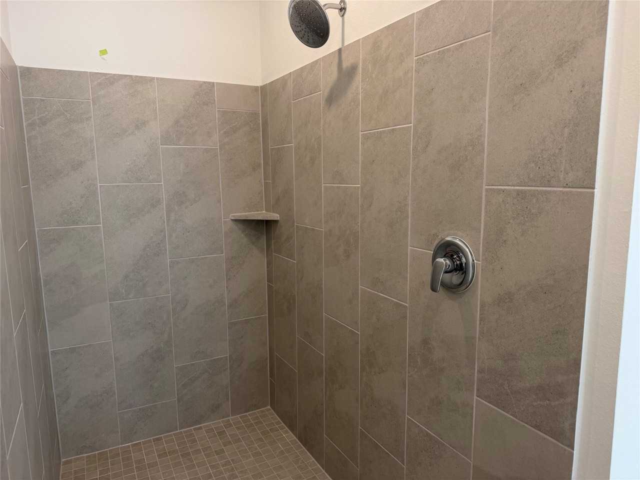 604 Arabian Ln - Photo 7 of 17