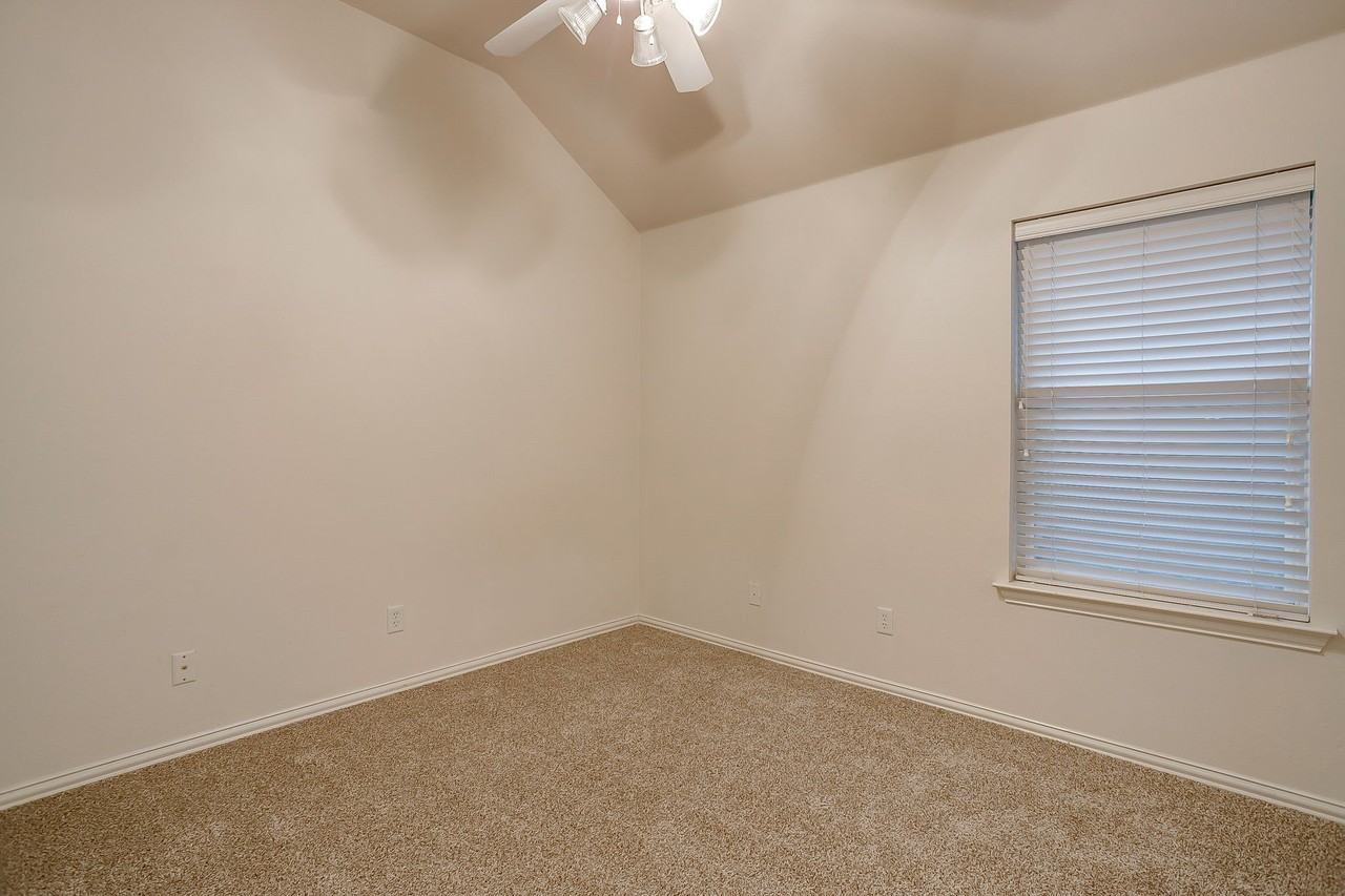 129 Hirth Dr - Photo 7 of 23