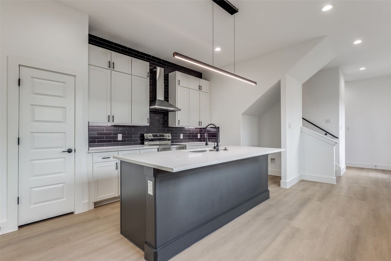6602 Bexar St - Photo 4 of 22