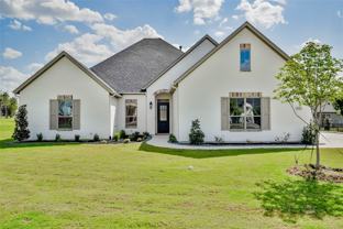 2719 Village Rd - Photo 1 of 1