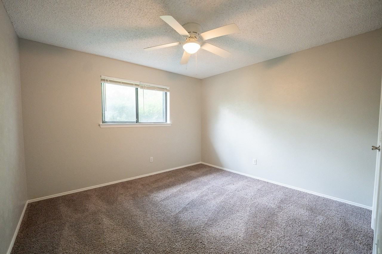 1731 Dynasty Cir - Photo 4 of 11
