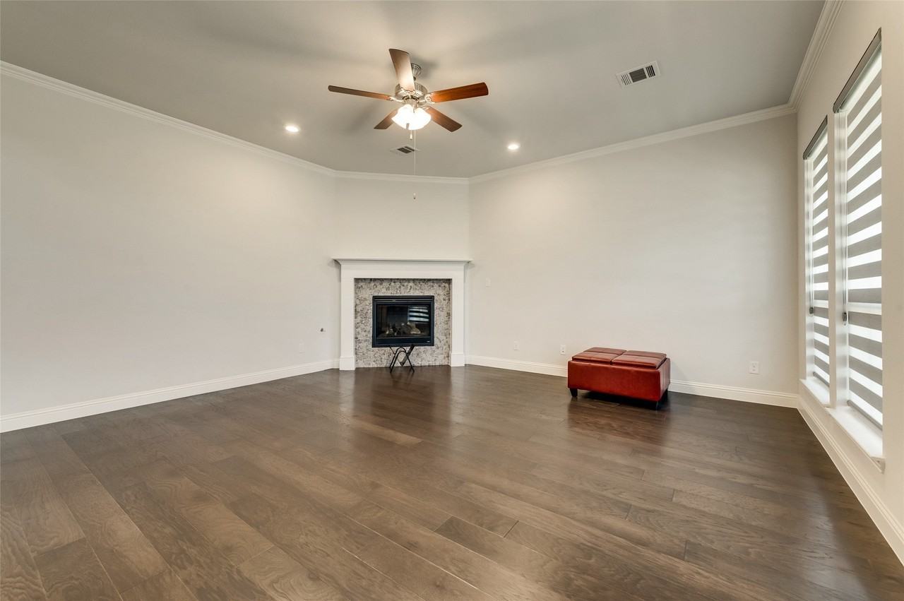 2480 Cathedral Dr - Photo 6 of 20