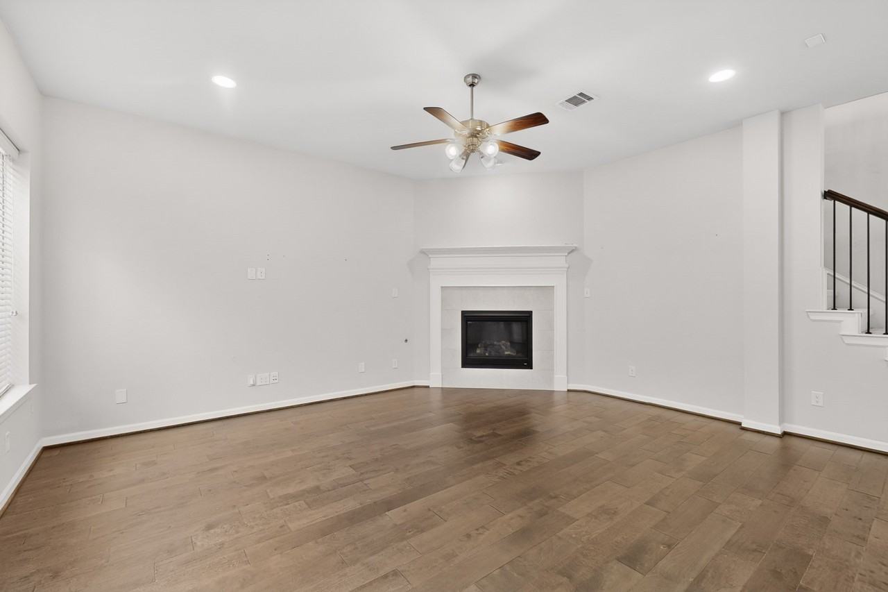 5413 Harbour Rd - Photo 5 of 37