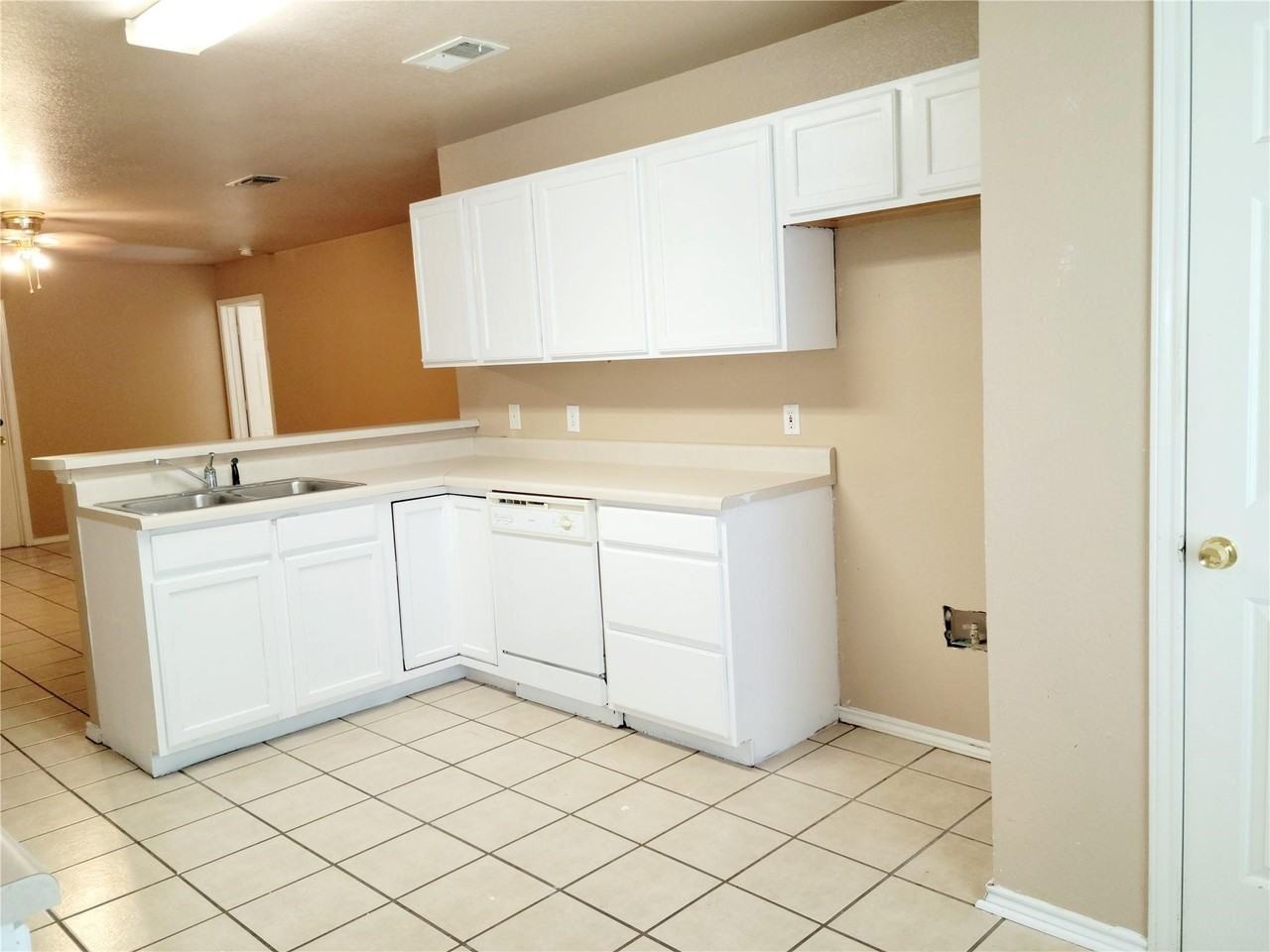 2782 Batey Rd #2780 - Photo 2 of 9