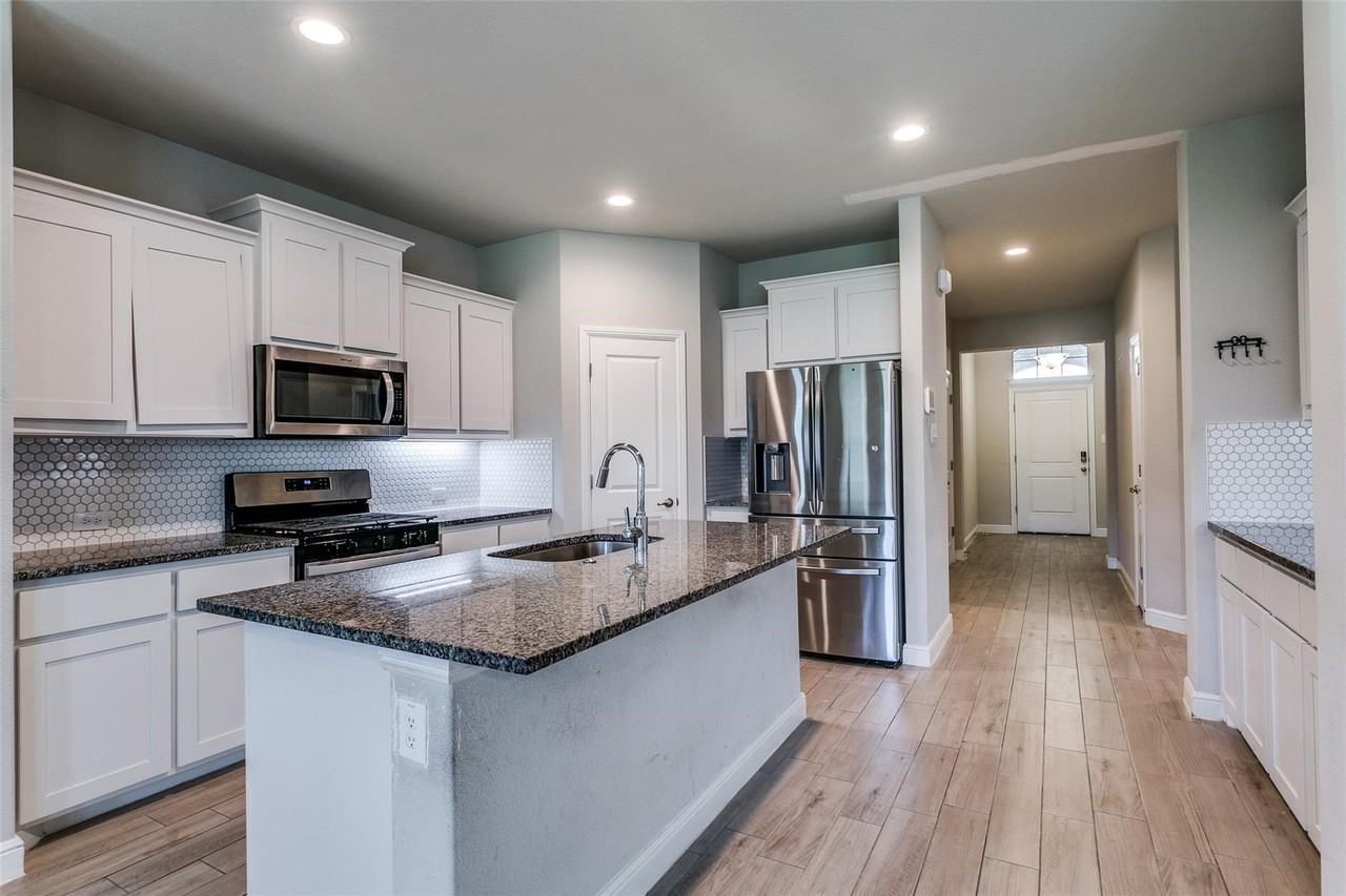 11536 Wolfhound Dr - Photo 7 of 25