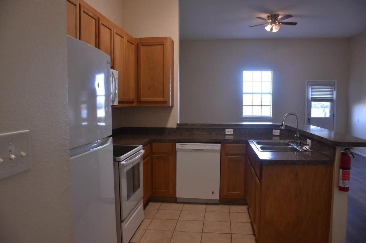 1052 Agape Ct #3 - Photo 4 of 15