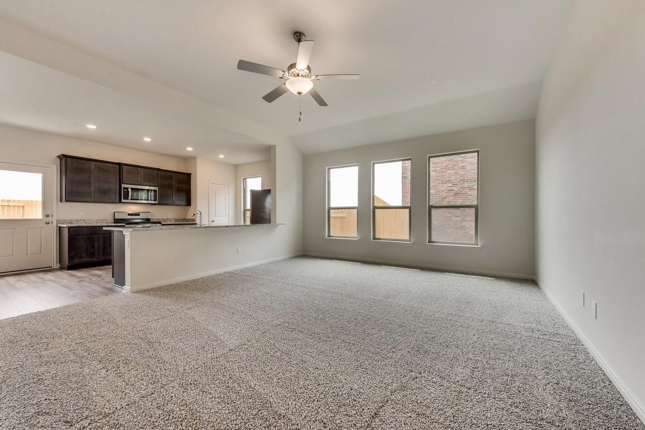 833 Serena Dr - Photo 7 of 20