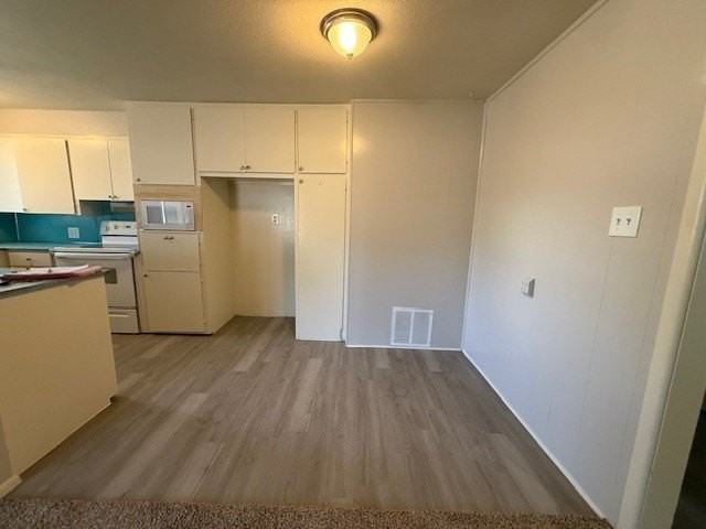 2850 S 5th St - Photo 4 of 21
