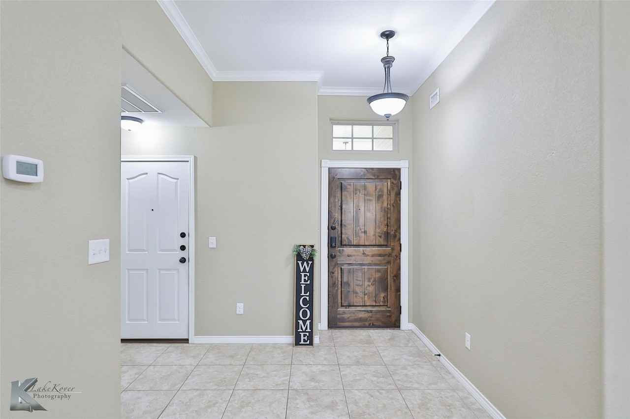 1234 Briar Cliff Path - Photo 3 of 22