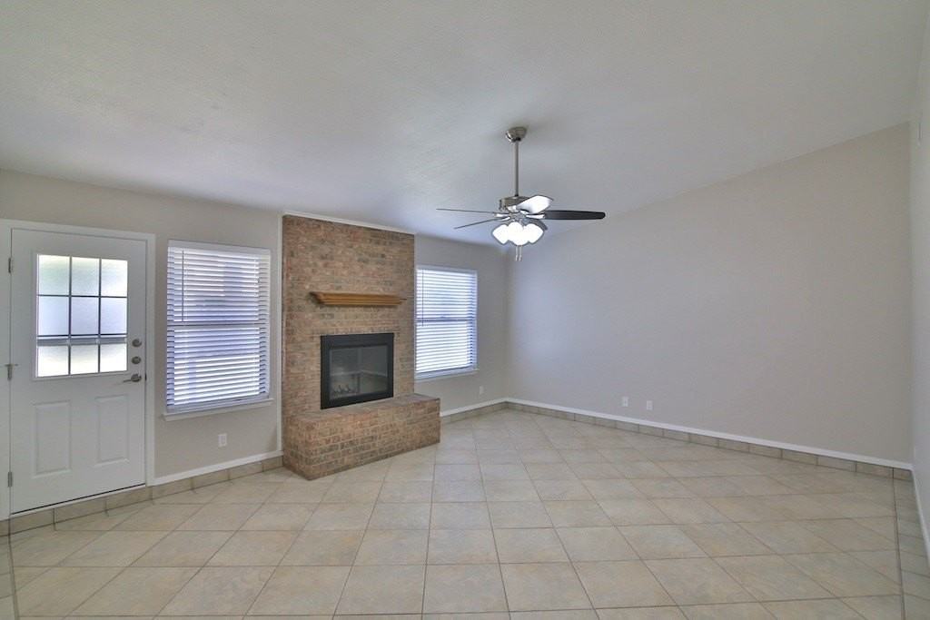 5417 Castle Rd - Photo 2 of 16
