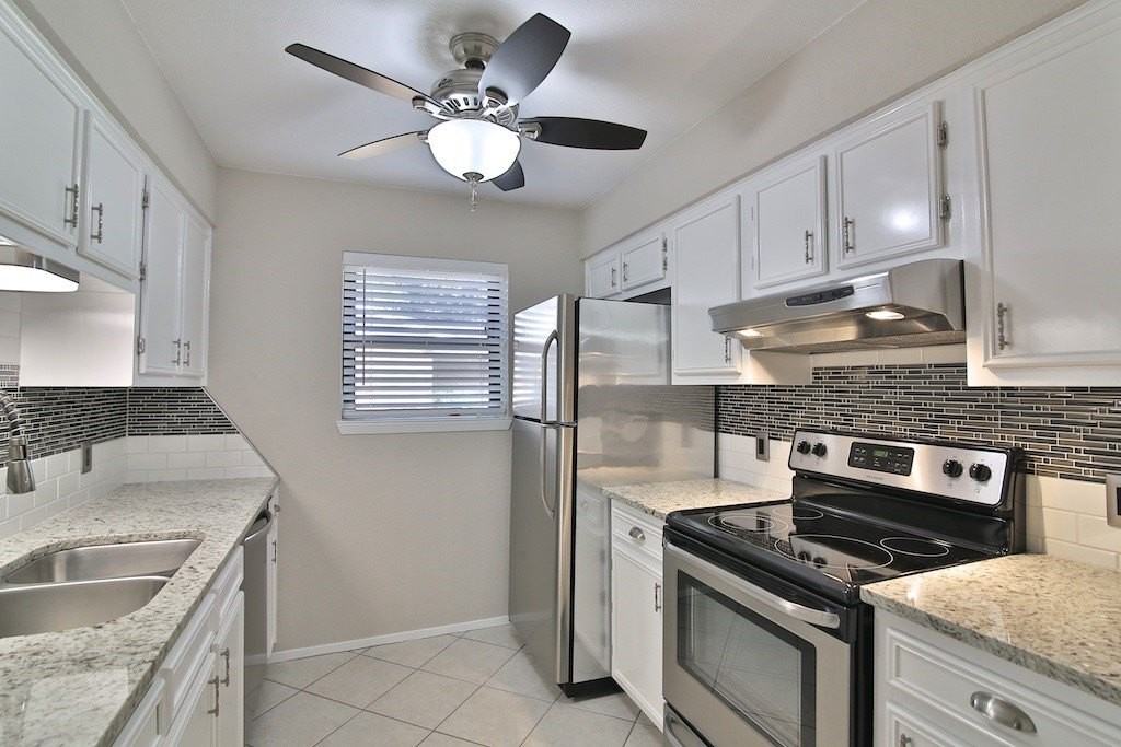 5417 Castle Rd - Photo 4 of 16