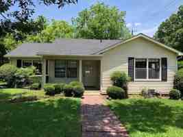 featured image of 602 W 3rd St