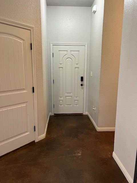 319 Foxtrot Ln - Photo 2 of 21