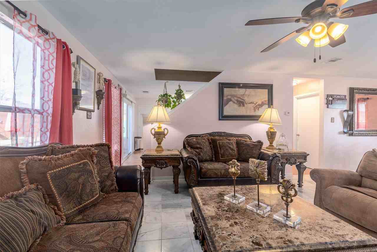 2011 Wisteria Way - Photo 6 of 37