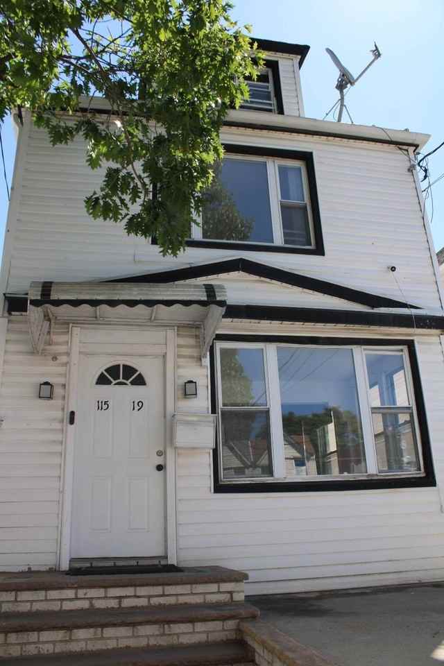 11519 123rd St - Photo 3 of 14