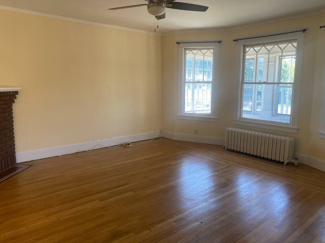 517 New Scotland Ave #2F - Photo 3 of 11