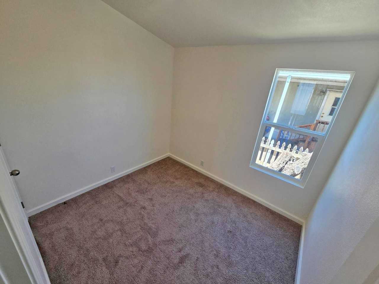 1342 Hanna St #124 - Photo 7 of 12