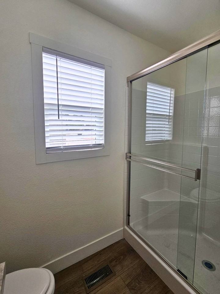 1431 N French St #E13 - Photo 4 of 10