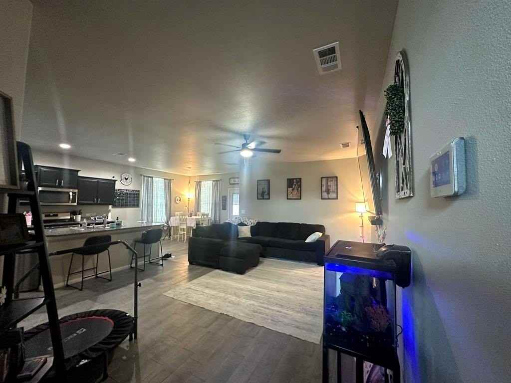 7539 Orion Rd - Photo 5 of 12