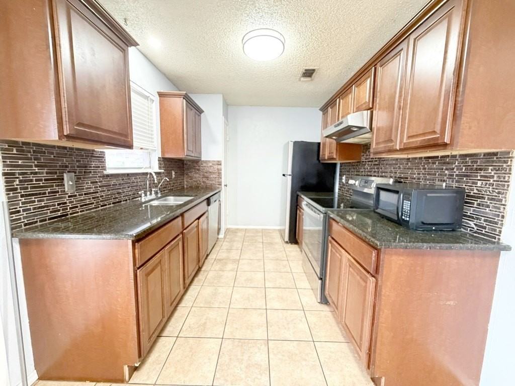 2 Star Cir - Photo 7 of 28