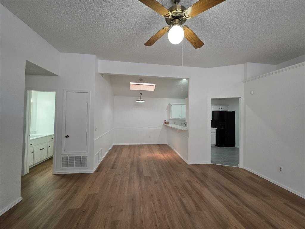 1306 Sw 96th St - Photo 5 of 21