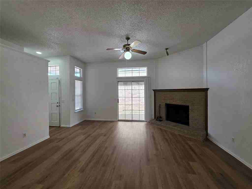 1306 Sw 96th St - Photo 6 of 21