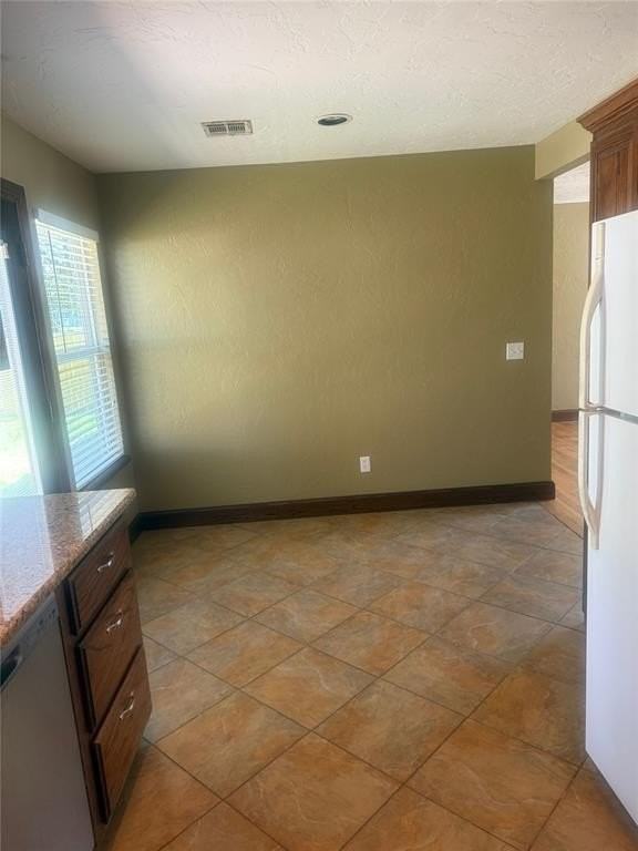 109 N 2nd St - Photo 3 of 19