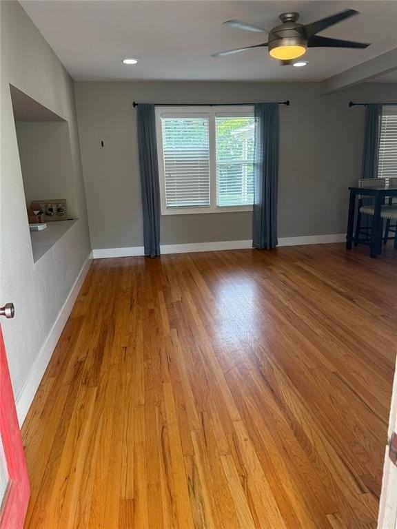 1215 Westlawn Dr - Photo 2 of 33