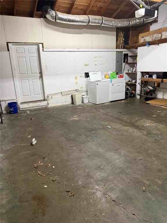 1215 Westlawn Dr - Photo 6 of 33