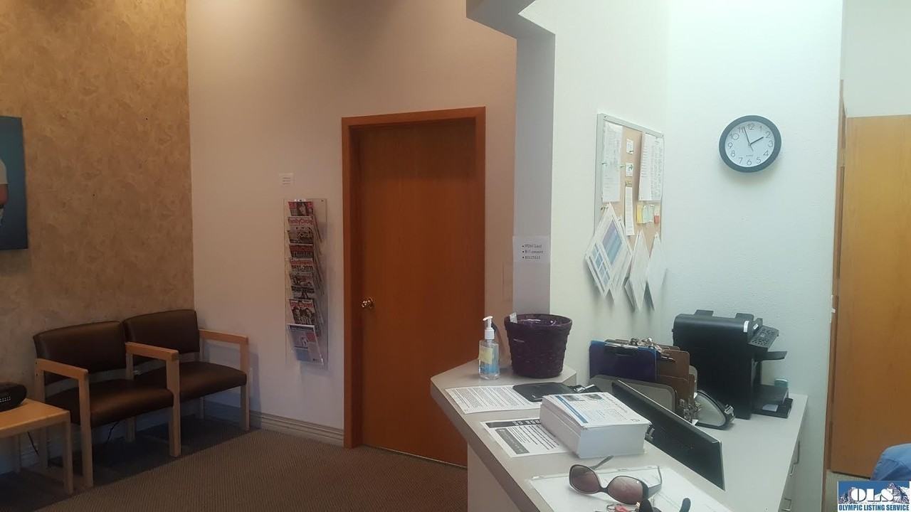 675 N 5th Ave Ste 2b - Photo 5 of 11