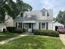 featured image of 2931 N Saint Philomena Ct