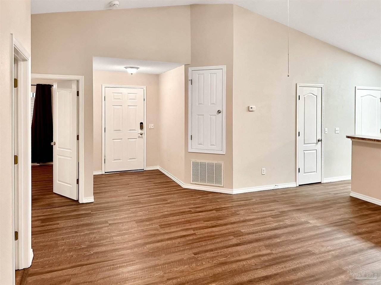217 Cohasset Ct - Photo 6 of 23