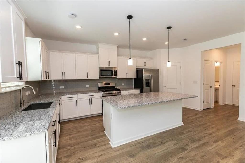 2247 Braystone Ln - Photo 3 of 18
