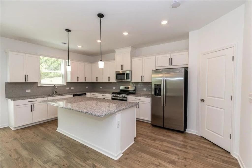 2247 Braystone Ln - Photo 4 of 18
