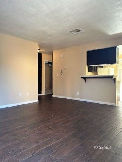 932 W Graaf Ave Apt A - Photo 3 of 13