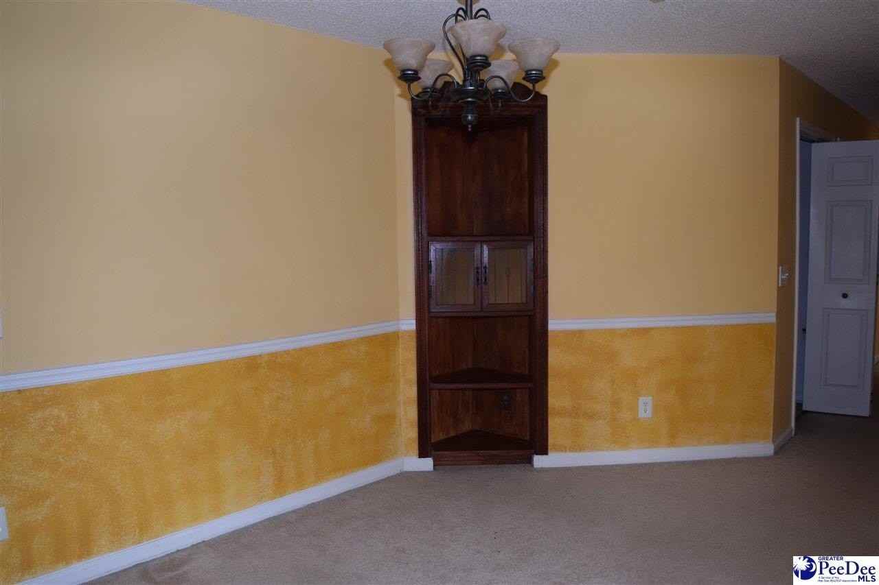 2125 Sanderling Dr Apt G - Photo 6 of 33