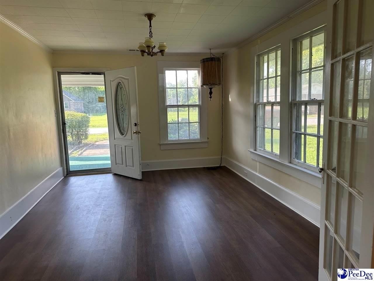 111 C Ave - Photo 3 of 15